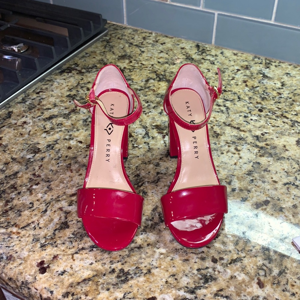 Katy Perry red heels